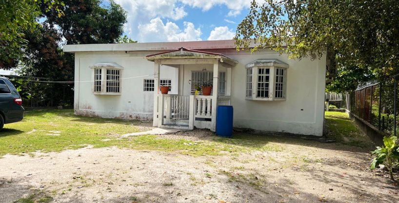 2 Bedroooms 2 Bathrooms Home on Double Lot Orange Walk Town Belize Real Estate