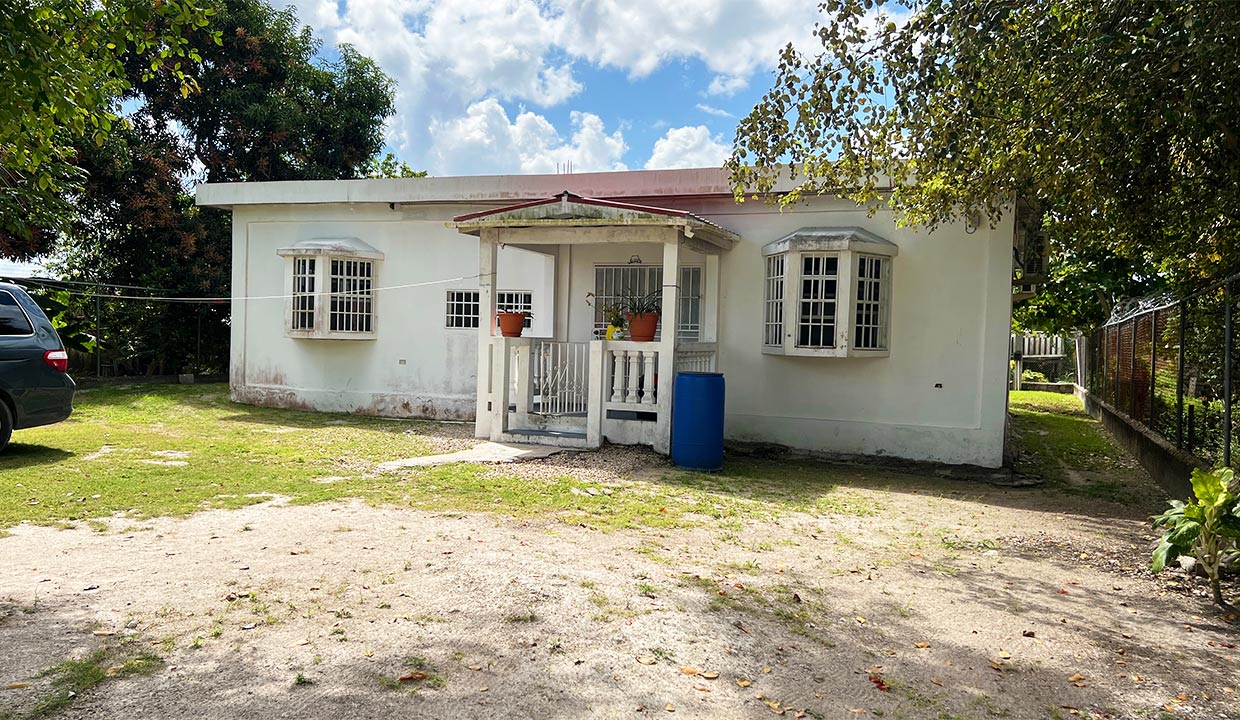 Two Bedrooms Two Bathrooms Home on a Double Lot Orange Walk Town Belize