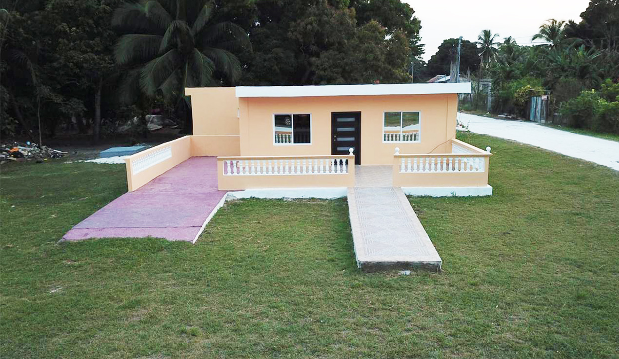 Elegant Three Bedroom One Bathroom Home in Libertad Village Corozal District in Northern Belize