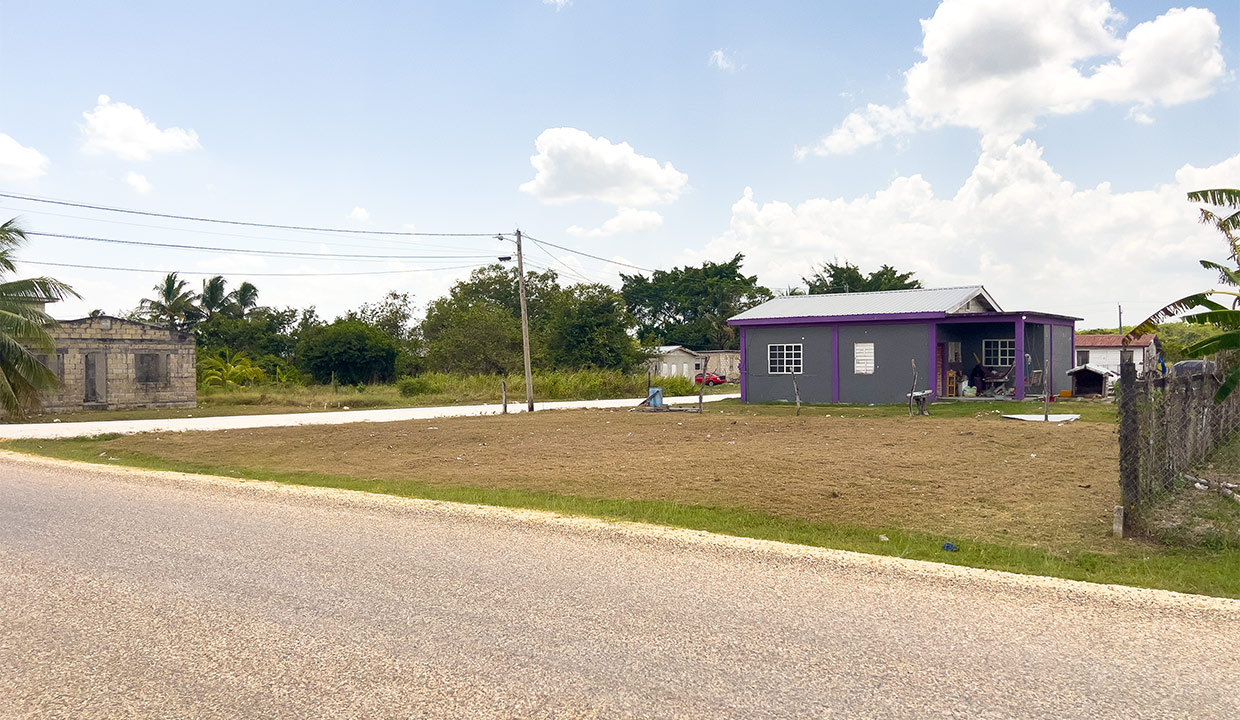 Vacant Residential Corner Lot in Orange Walk Town in Northern Belize